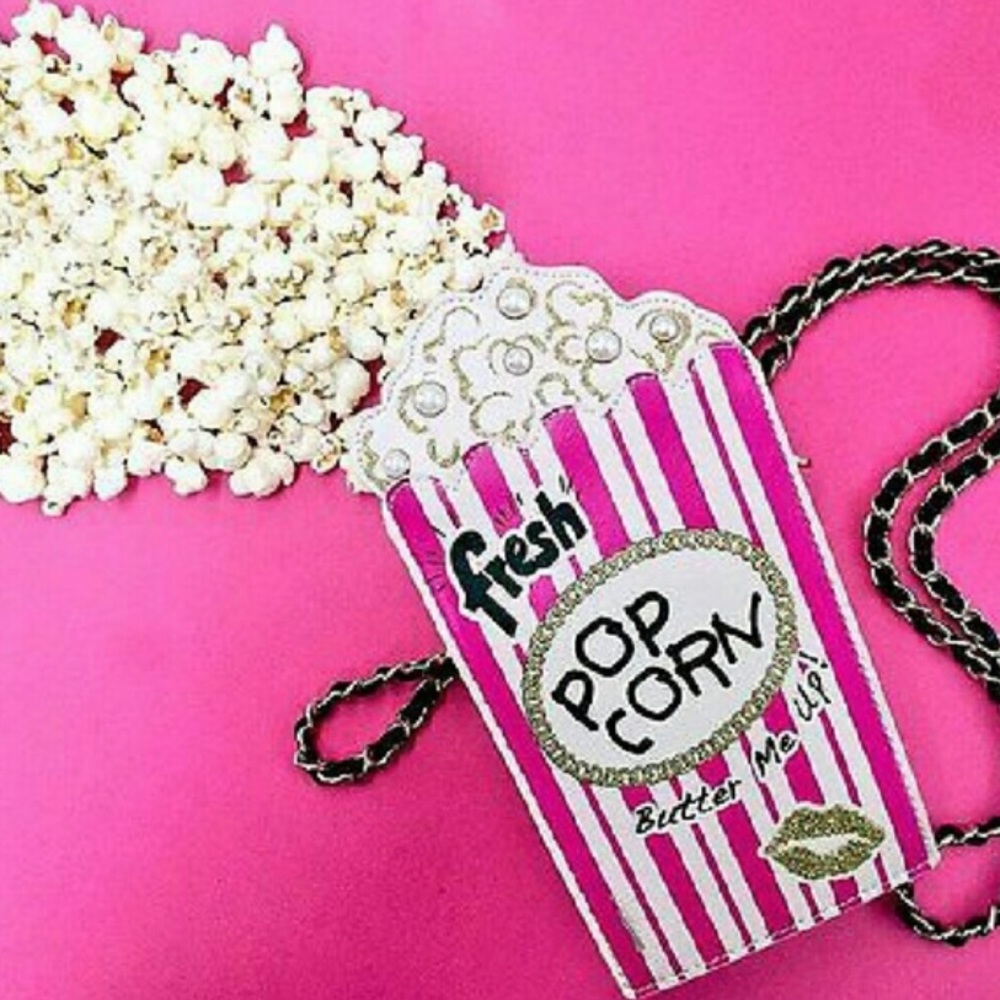 🍿 Betsey Johnson IN A JIFF popcorn Crossbody